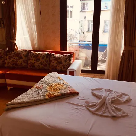Ayasofya Deluxe Apart Hotel *